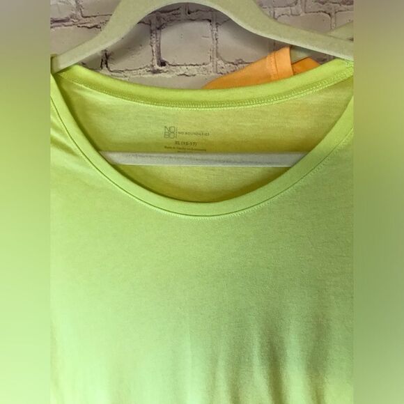 Bundle of 2 No boundaries Juniors Basic Crew Tees Melon Colored Sizes XL and XXL - Picture 2 of 9